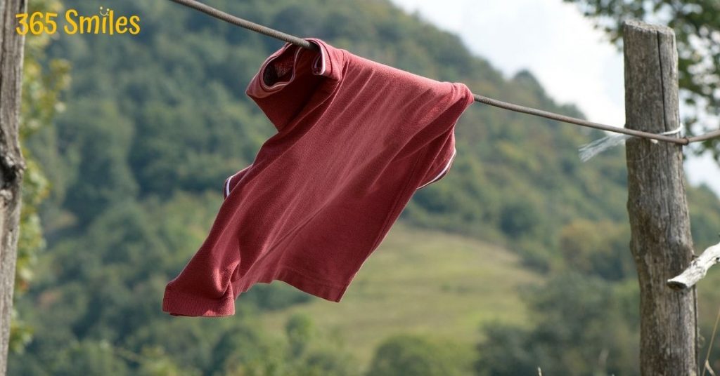 Old t-shirts can be used as cleaning rags